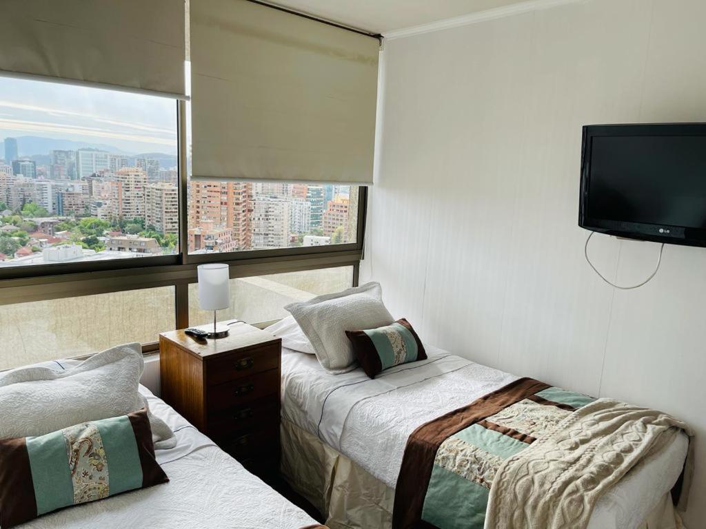 Views Cordillera Apartment Santiago Exterior photo