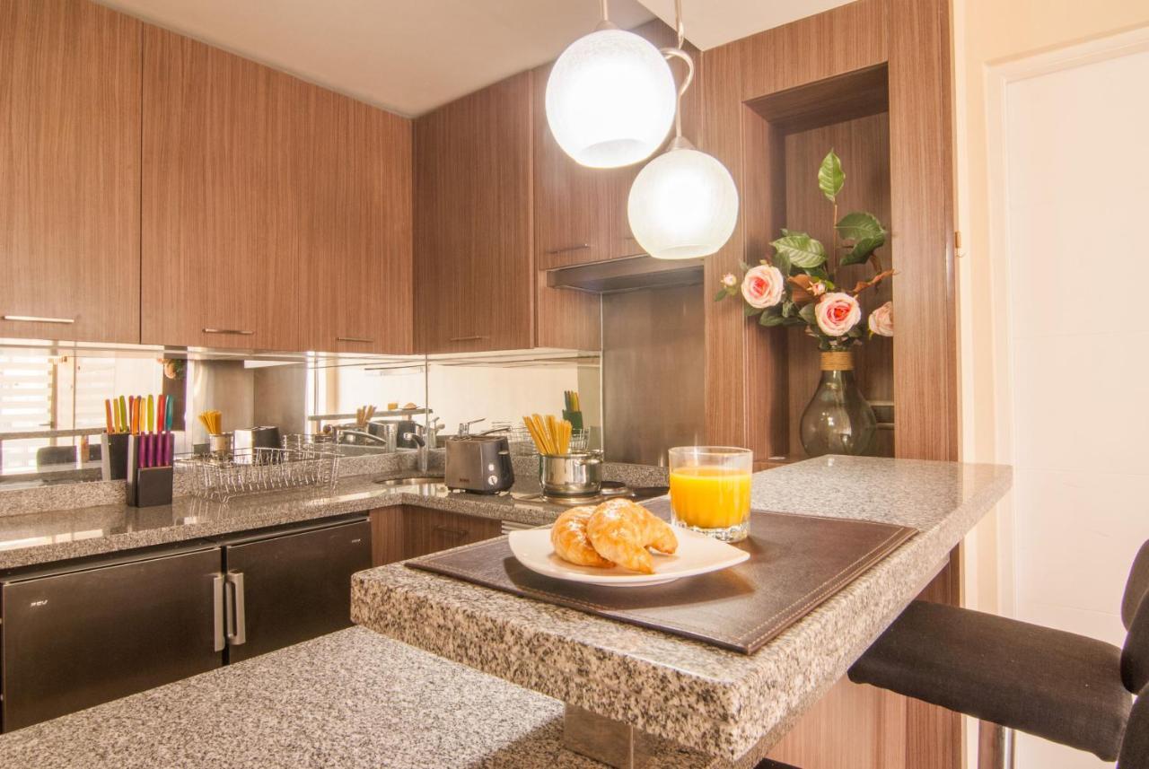 Views Cordillera Apartment Santiago Exterior photo